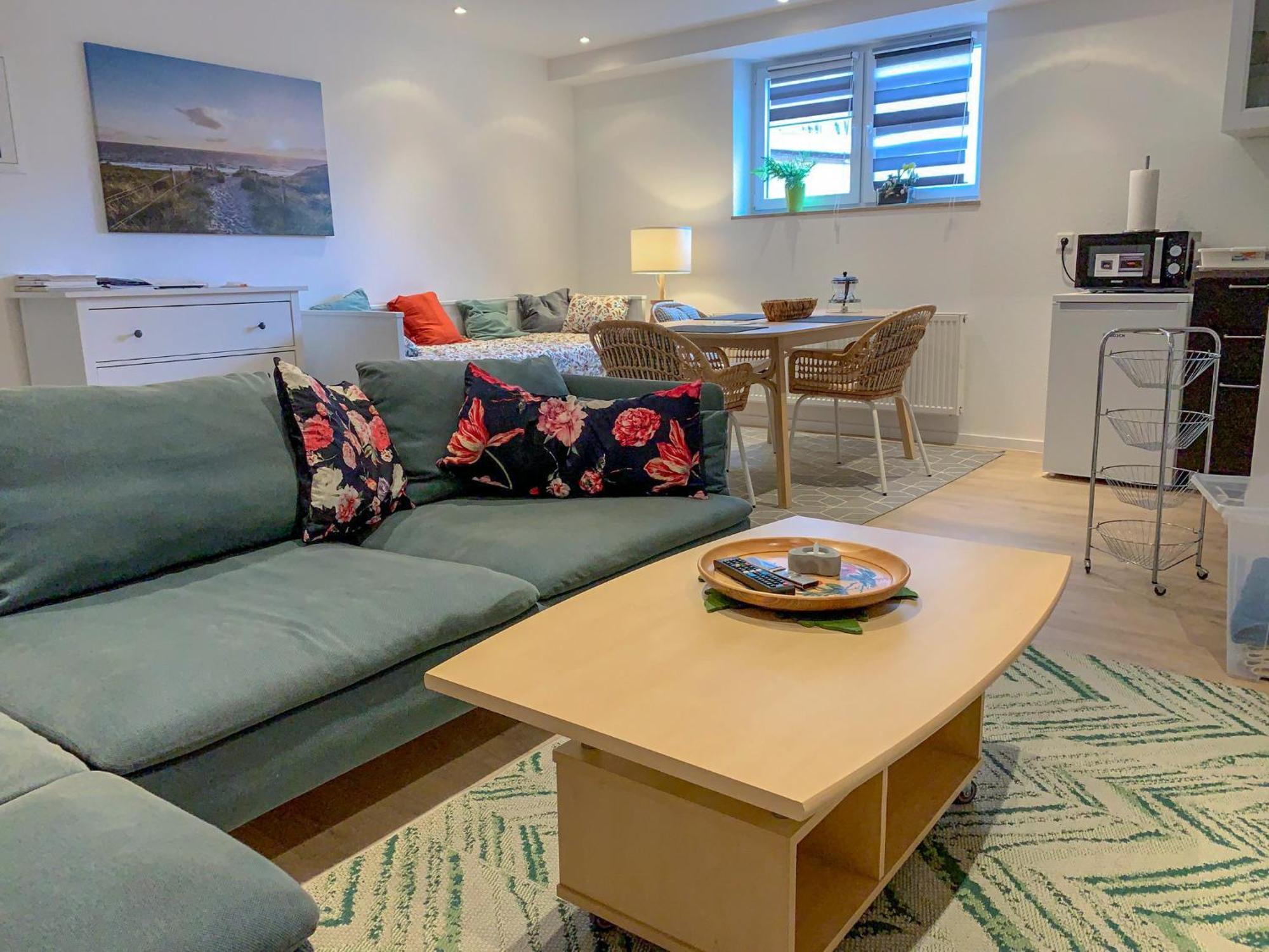 Wohnen Am Historischen Rathaus Apartment มิเคลชตัดท์ ภายนอก รูปภาพ